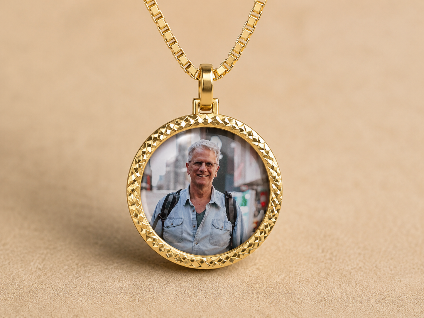 Round Photo Pendant